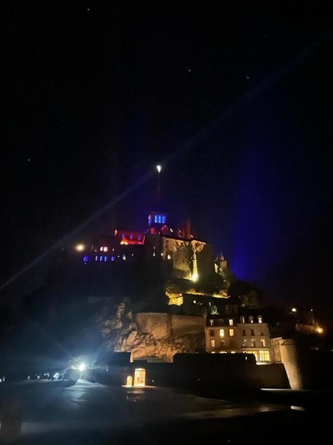 Maison Jullouville Au Calme エクステリア 写真